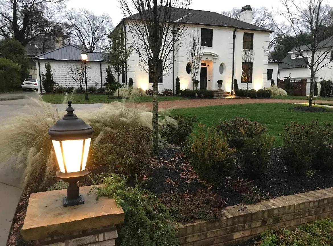 Guest house 5 Stars In Eastover Charlotte