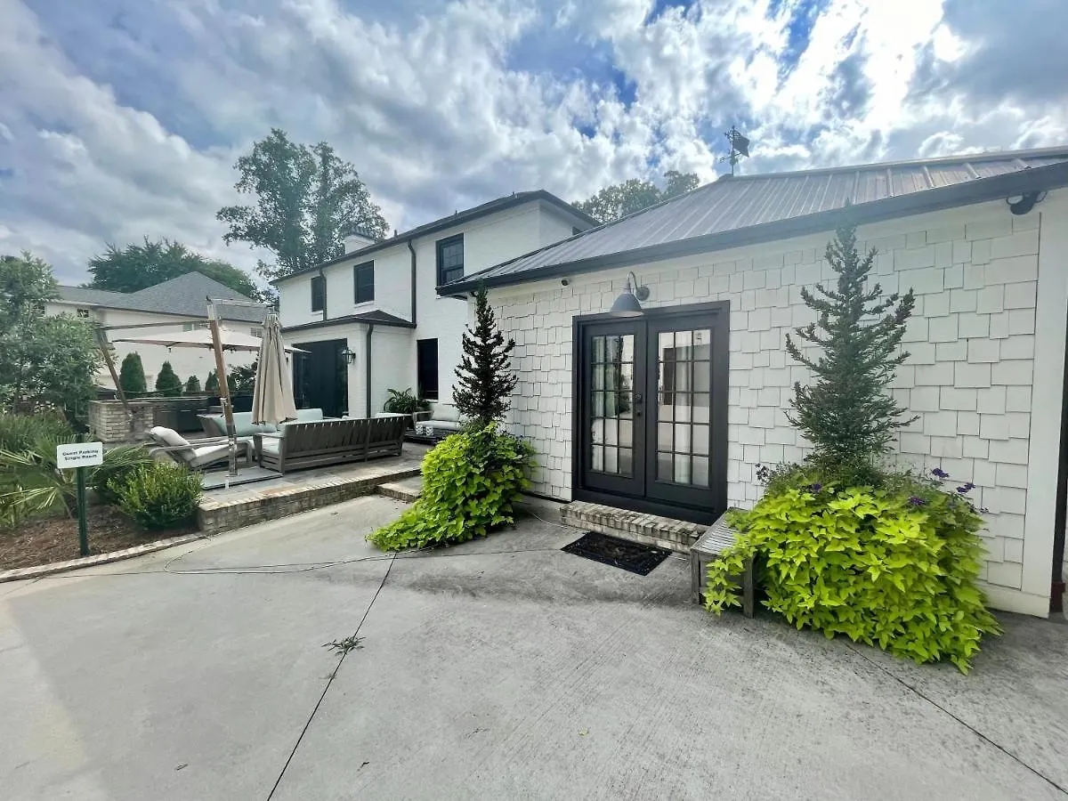 5 Stars In Eastover Charlotte 0*,  United States